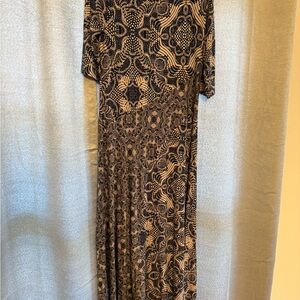 Soft Surroundings Navy and Tan 3/4 Sleeve Sundress